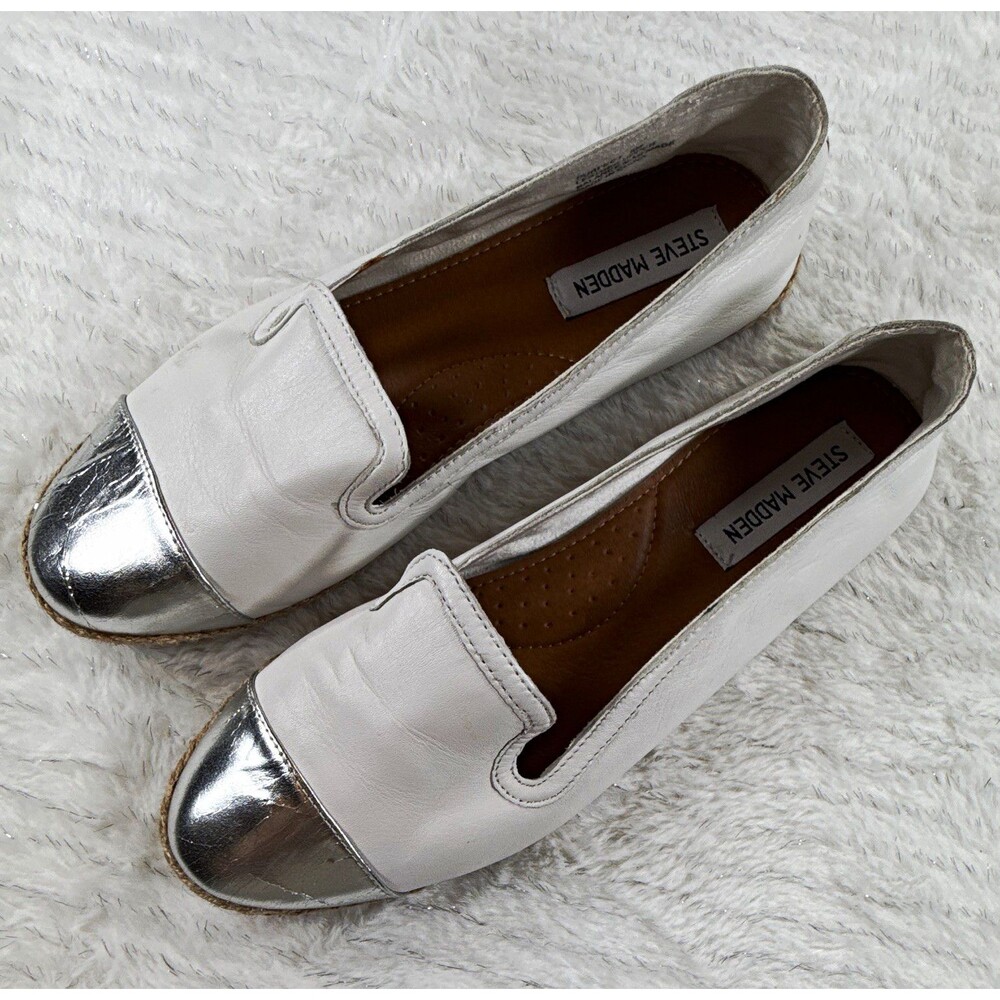 Steve Madden Women's Sz 8 Purfect White Leather Slip-On Loafer Flats Silver  Toe